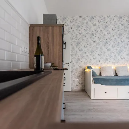 Vinorell Apartman Etyek Exterior foto